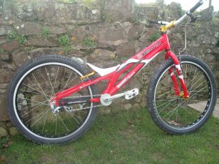 ashton trials bike