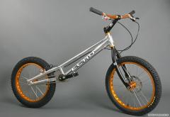 2006-LITE-BIKE-02.jpg