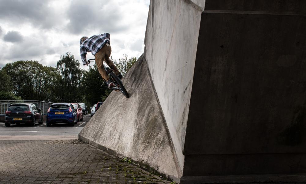 Wallride_Rear_4.jpg